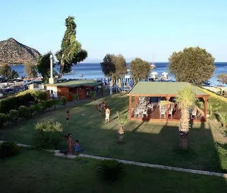 Parilti Beach Houses Apartmán *
