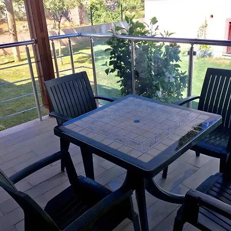 Parilti Beach Houses Apartament *