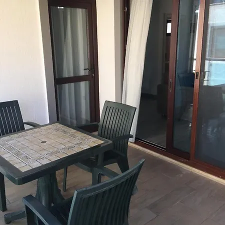 Appartamento Parilti Beach Houses